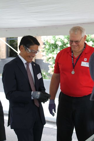 Consul-General of Japan in Chicago, Naoki Ito and Waupaca Foundry's Greg Miskinis.
