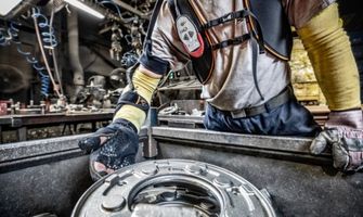 New Soft Exoskeleton Glove in Foundry Lends a Hand to Worker Wellbeing 