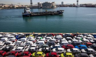 Automakers alter production plans and vehicle pricing as auto tariffs take effect