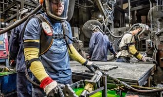 Ironhand® Exoskeleton Protects Foundry Workers